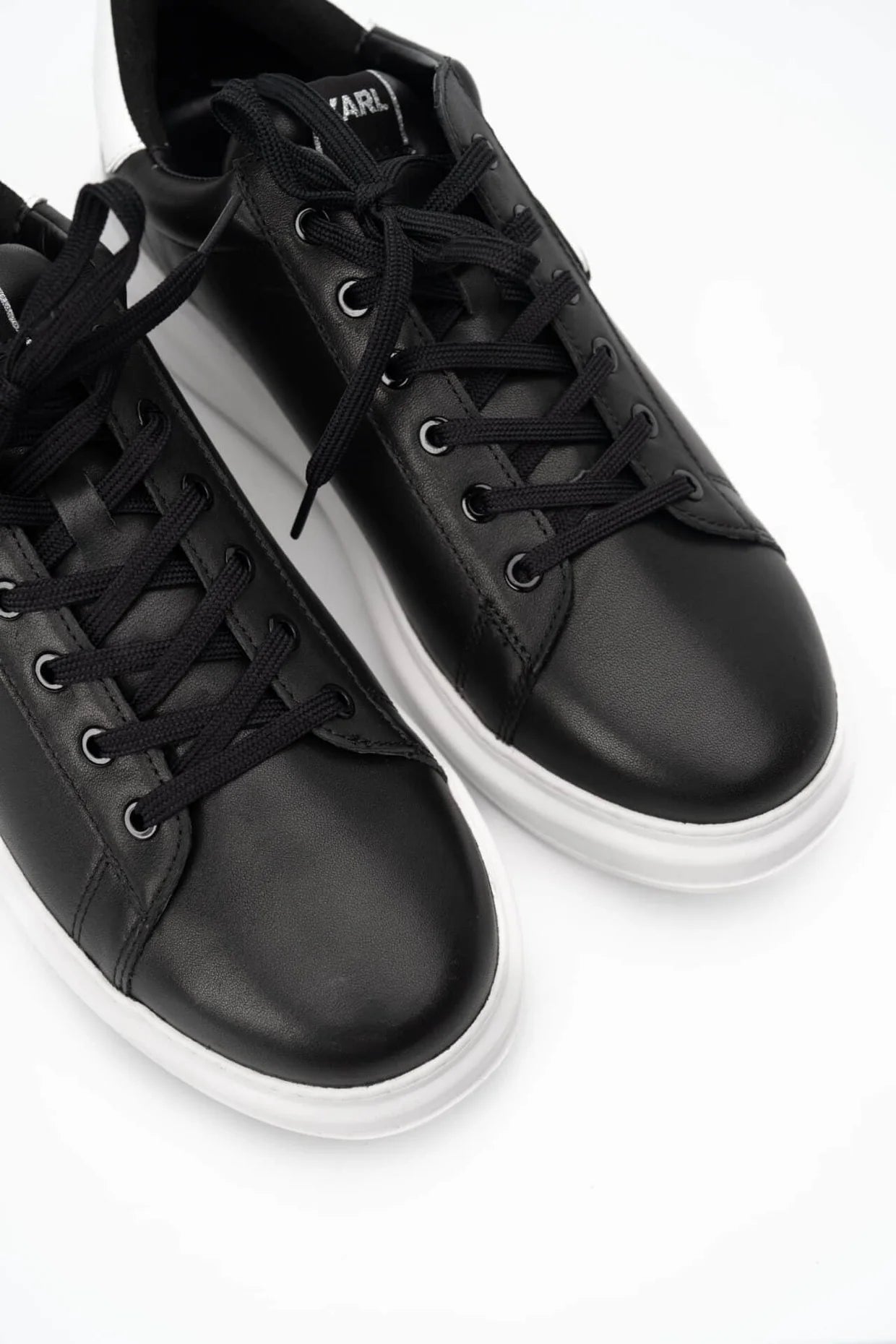 (Core) Karl Lagerfeld Men's Kapri NFT Lo Lace Sneaker Black Lthr KL52530N 000