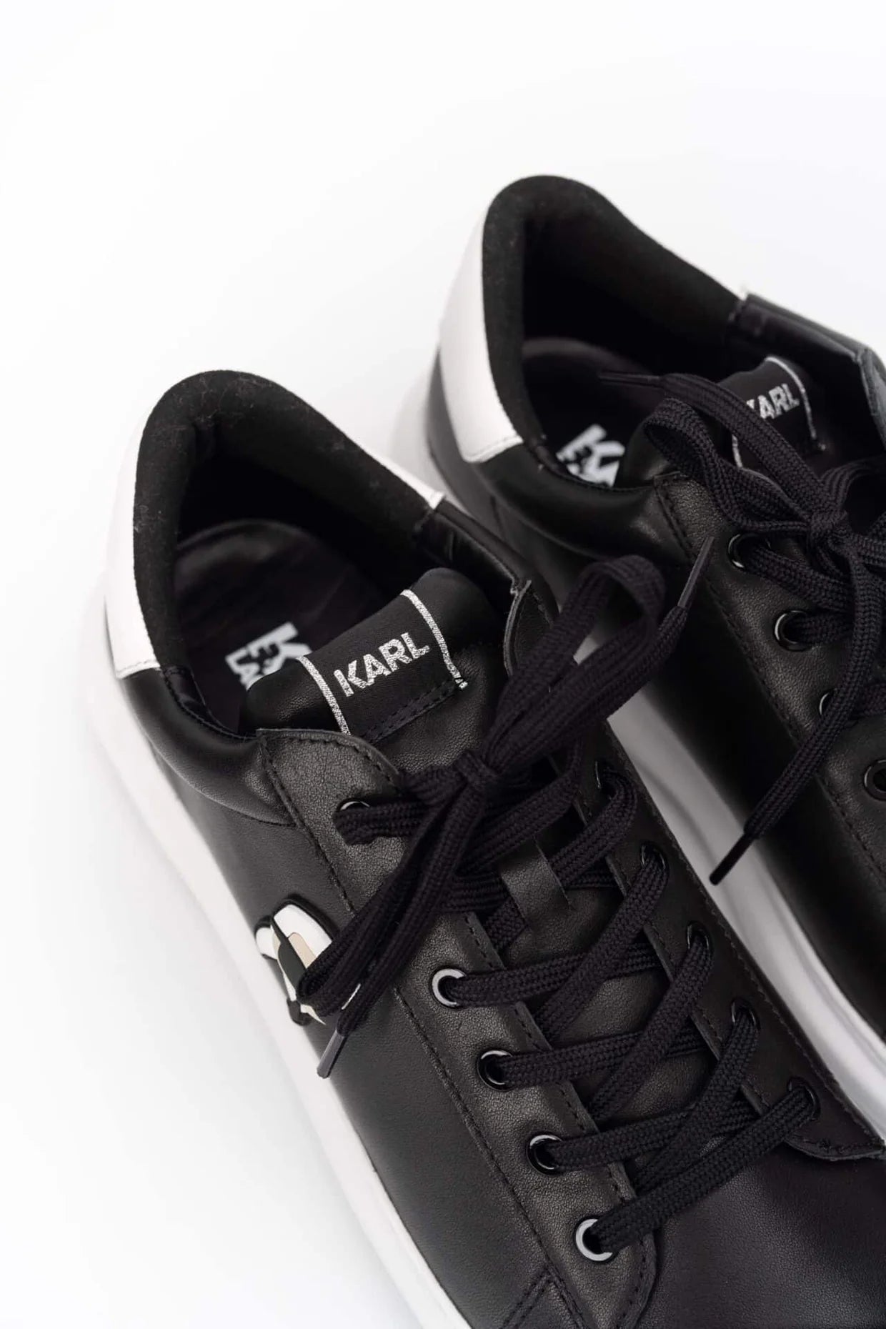 (Core) Karl Lagerfeld Men's Kapri NFT Lo Lace Sneaker Black Lthr KL52530N 000