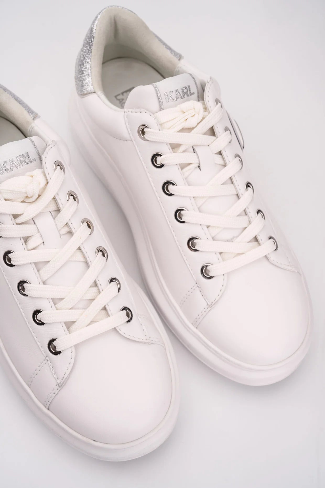 (Core) Karl Lagerfeld Ladies Kapri NFT Lo Lace White Lthr w/Silver KL62530N 01S